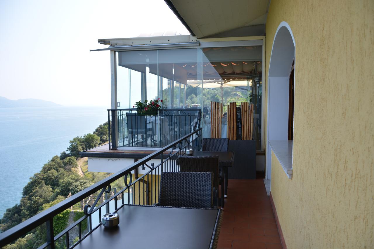 Hotel La Terrazzina Gargnano Zewnętrze zdjęcie